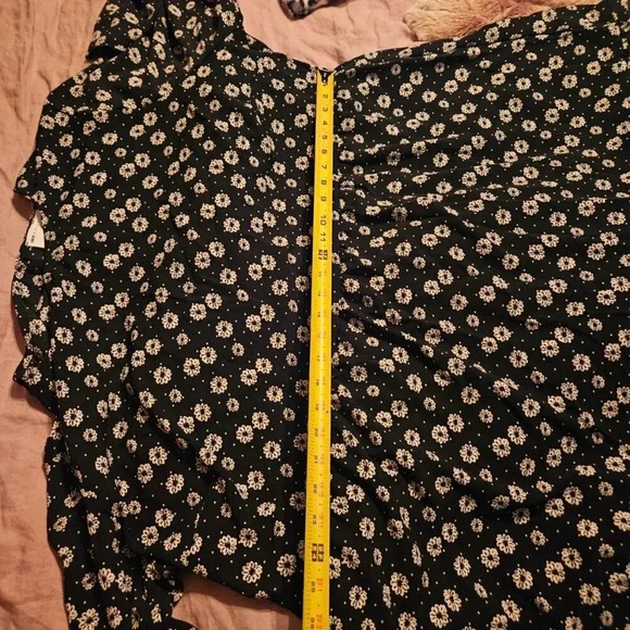 ASOS | Curve Long Sleeve Tiered Smock Midi Dress in Black &  White Floral Print - Picture 15 of 15